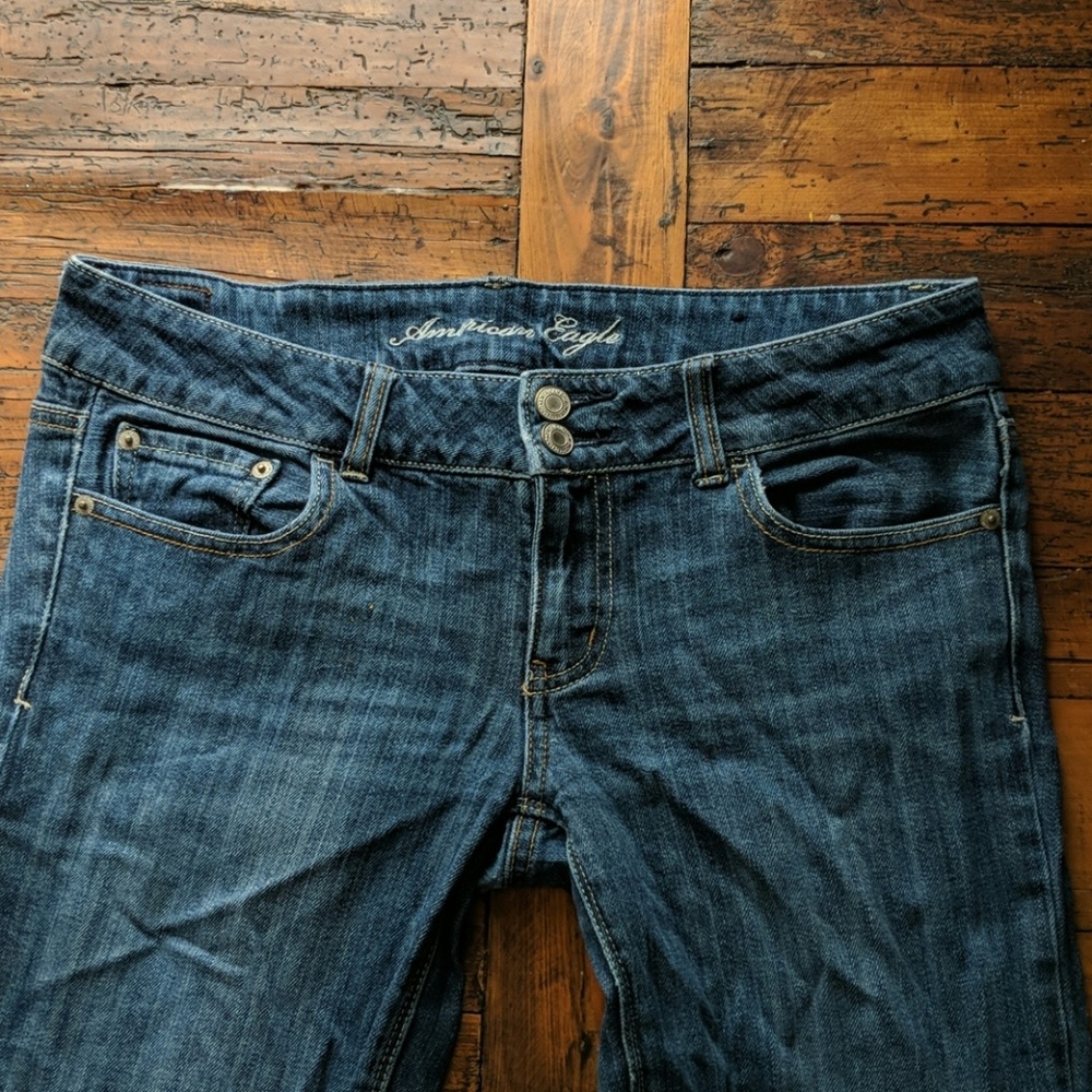 American eagle artist jeans